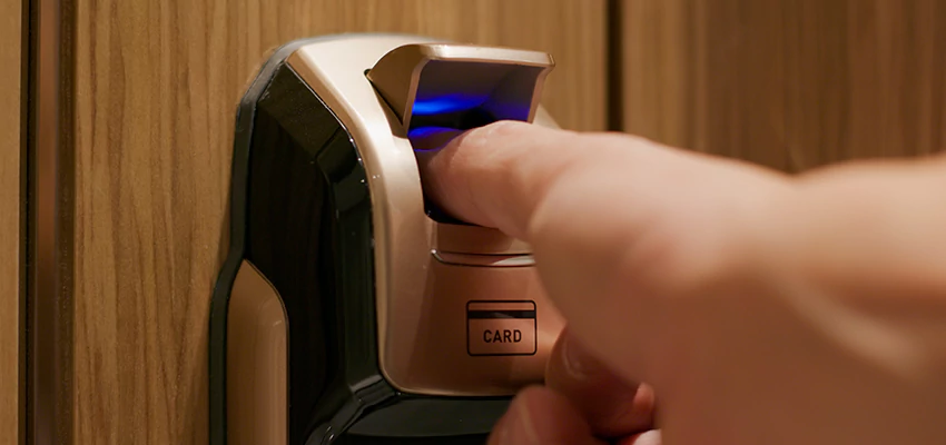 Locksmith Company For Window Lock Installation in Westmont, California